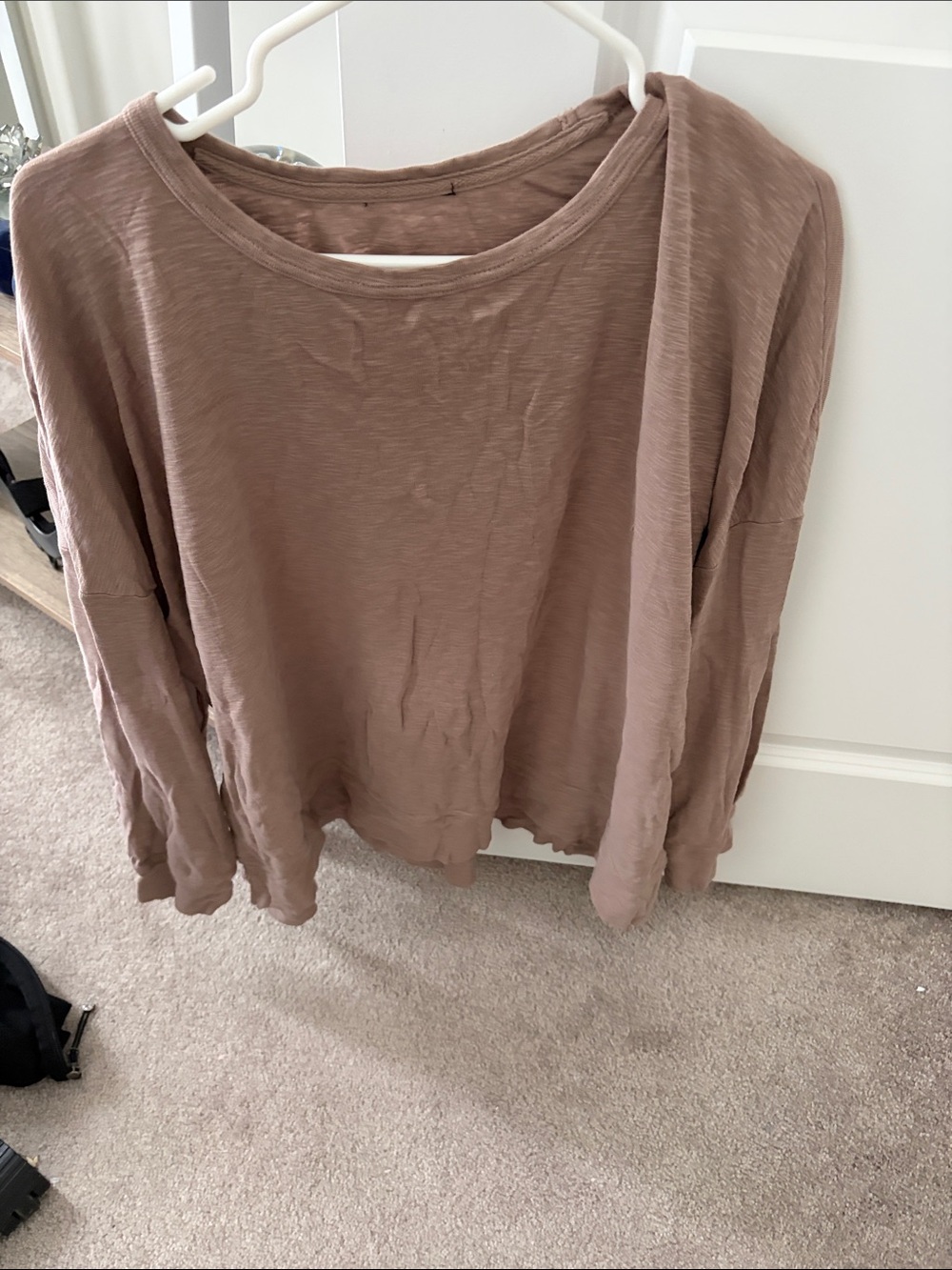 Buffalo Women’s Relaxed Long-Sleeve Top in Mauve Taupe